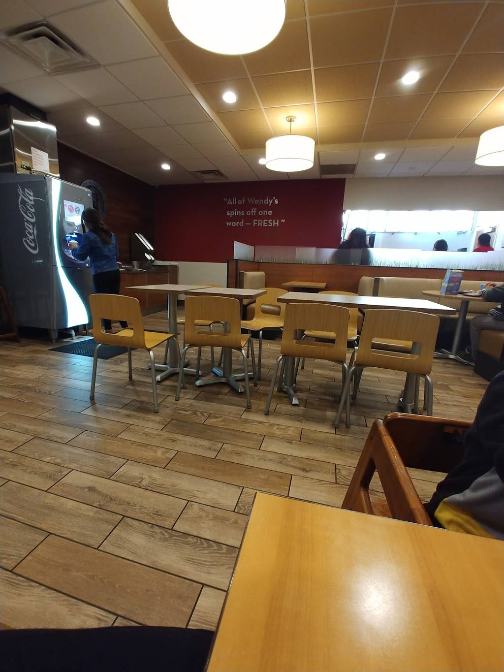 Wendys | restaurant | 1737 17th St, Santa Ana, CA 92705, USA | 7148340562 OR +1 714-834-0562