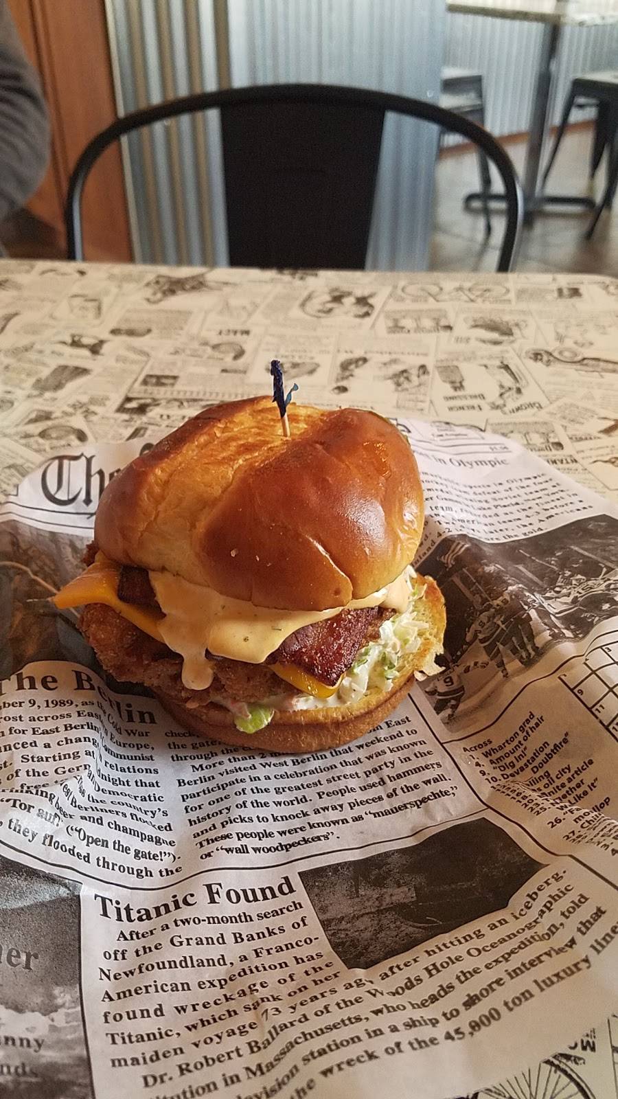 Local Press Eatery | restaurant | 502 S 8th St, Sheboygan, WI 53081, USA | 9202877338 OR +1 920-287-7338