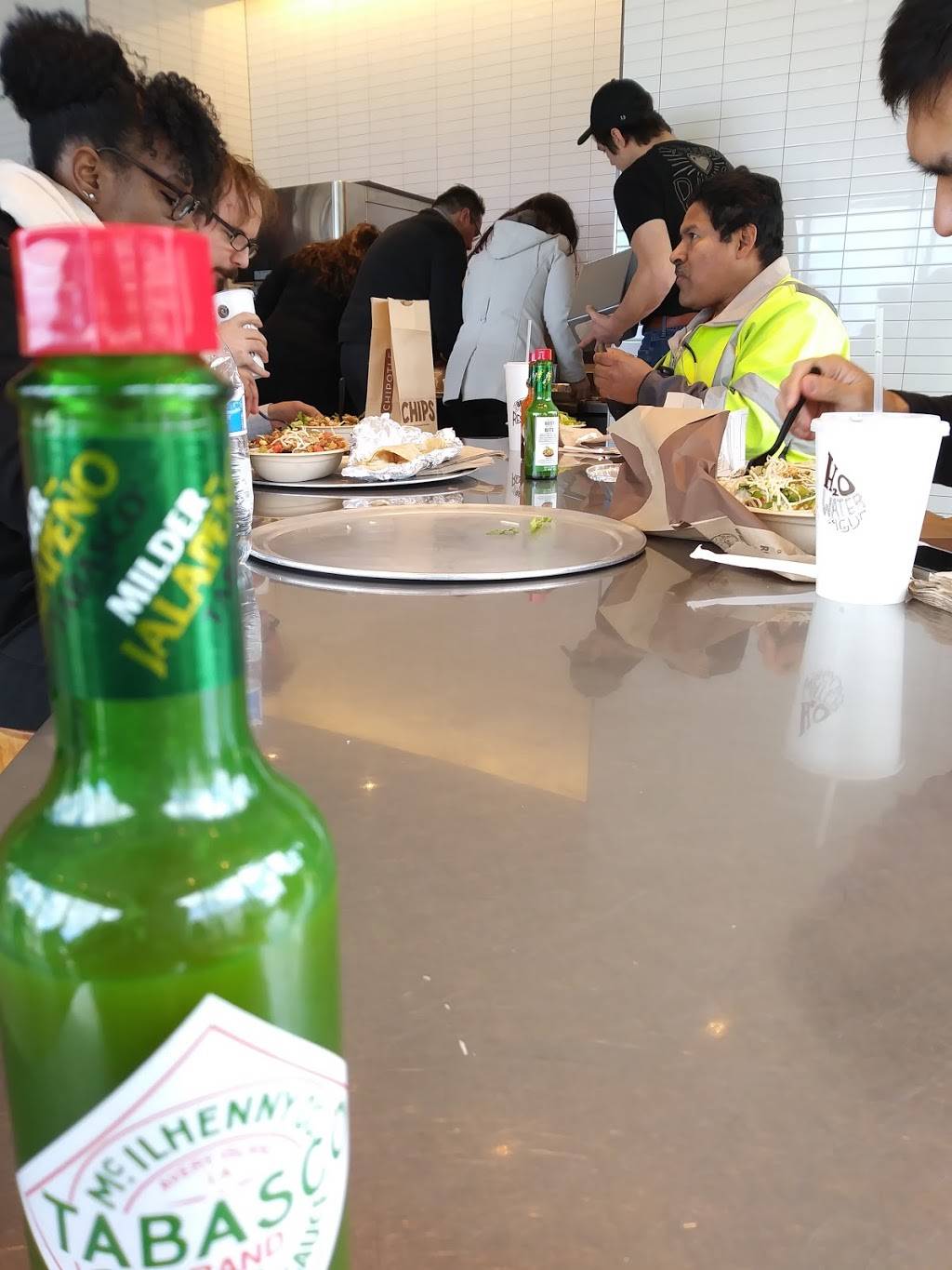 Chipotle Mexican Grill | restaurant | 11802 Rockville Pike Ste E, Rockville, MD 20852, USA | 2402927466 OR +1 240-292-7466