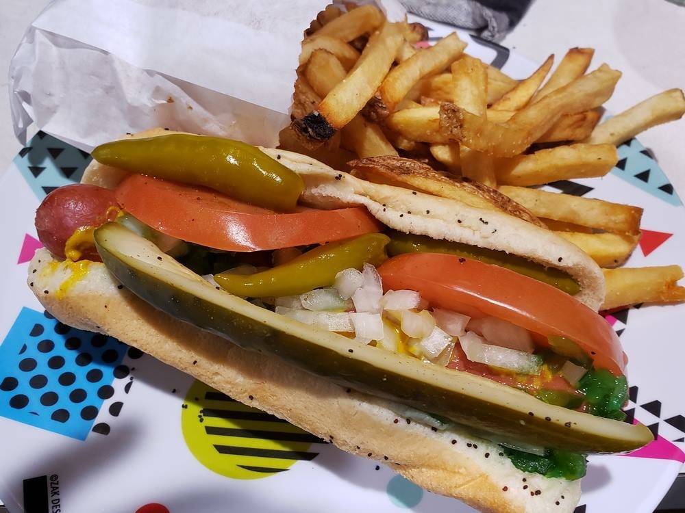 Jonny’s of Longmont | restaurant | 510 3rd Ave, Longmont, CO 80501, USA | 7206845104 OR +1 720-684-5104