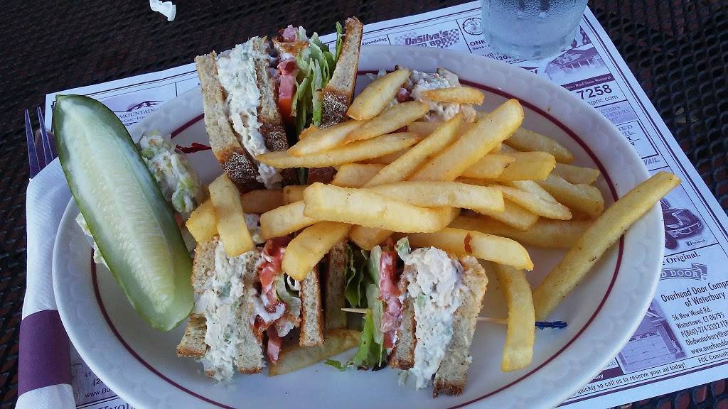 Country Corner Diner | restaurant | 756 Amity Rd, Bethany, CT 06524, USA | 2033931489 OR +1 203-393-1489