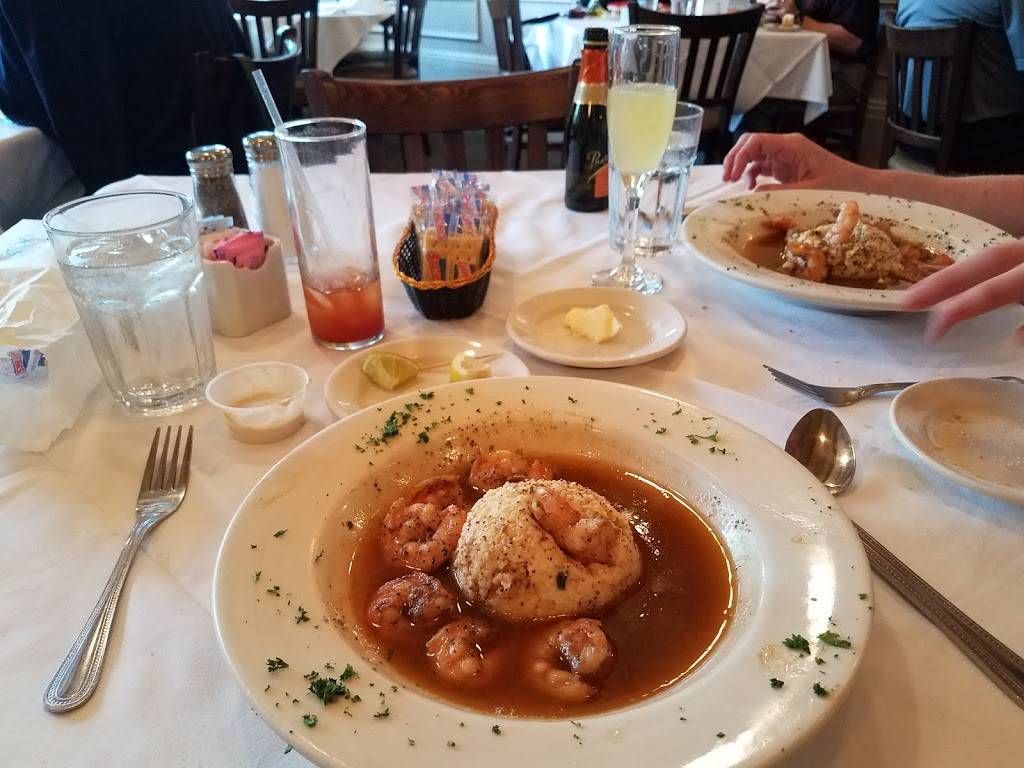 Pascals Manale | restaurant | 1838 Napoleon Ave, New Orleans, LA 70115, USA | 5048954877 OR +1 504-895-4877