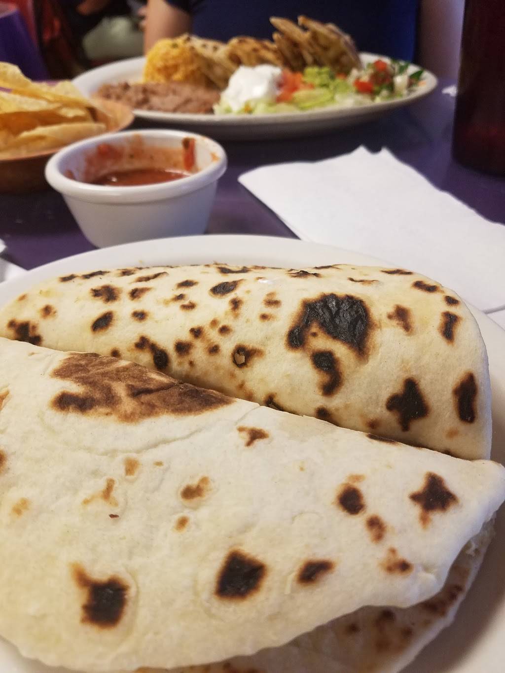 Fidelos Mexican Restaurant | restaurant | 10929 Nacogdoches Rd, San Antonio, TX 78217, USA | 2106558737 OR +1 210-655-8737