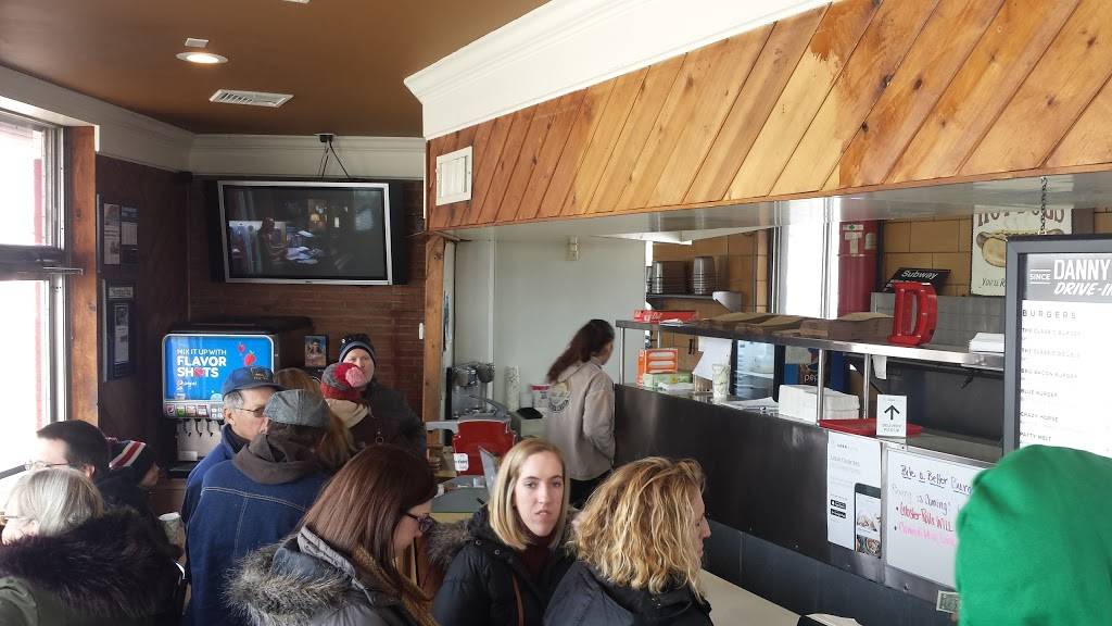 Dannys Drive-in | restaurant | 6016, 940 Ferry Blvd, Stratford, CT 06614, USA | 2033786728 OR +1 203-378-6728