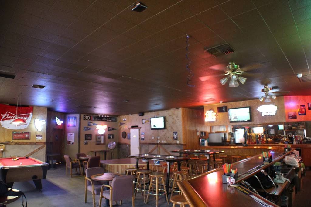 Christis Place | restaurant | 37275 Ave 12, Madera, CA 93636, USA | 5593954873 OR +1 559-395-4873