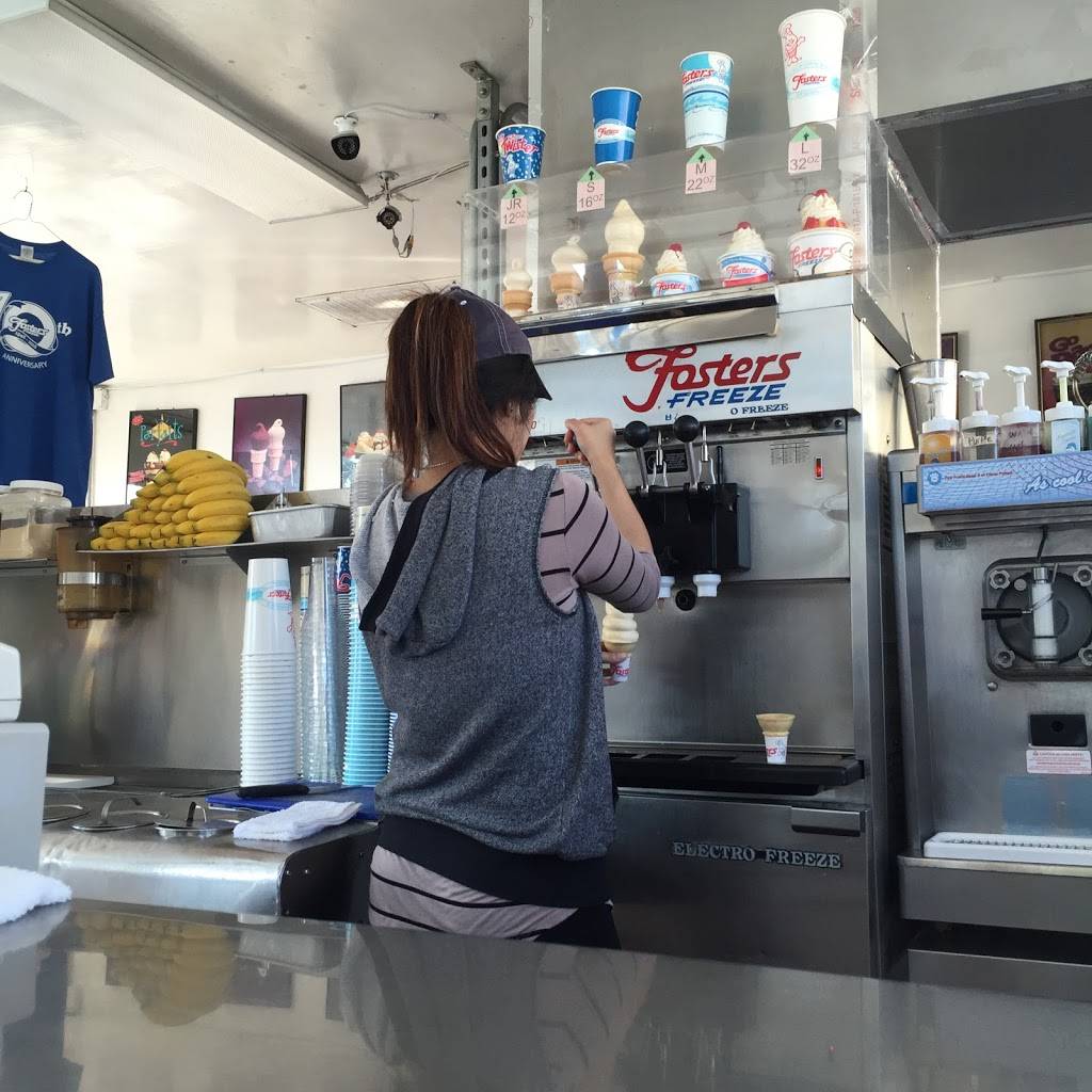 Fosters Freeze | restaurant | 1624 Cravens Ave, Torrance, CA 90501, USA | 3103281375 OR +1 310-328-1375