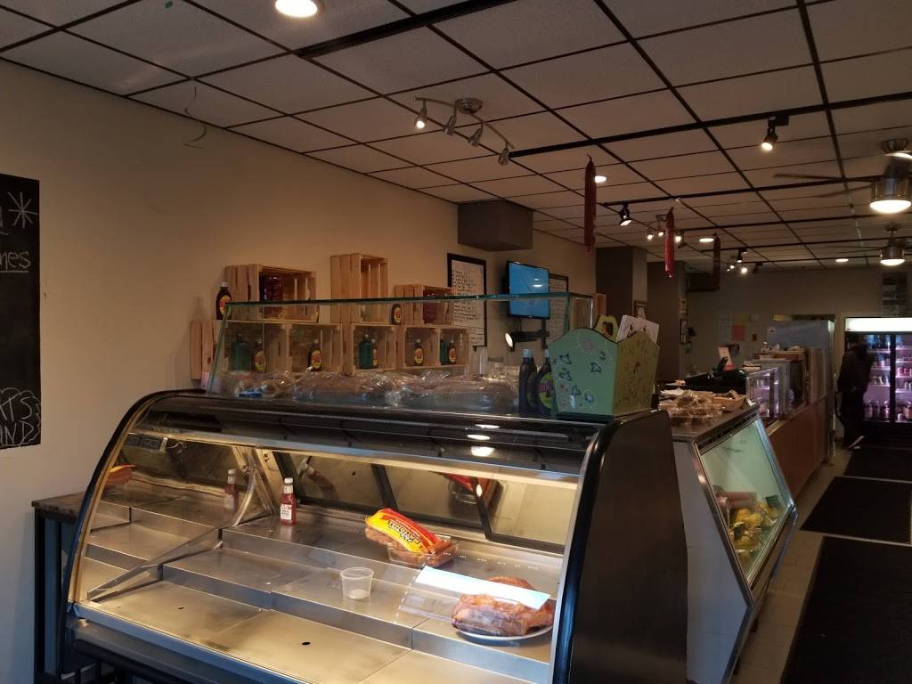 Pastrami Plus | restaurant | 916 Hempstead Turnpike, Franklin Square, NY 11010, USA | 5165026663 OR +1 516-502-6663