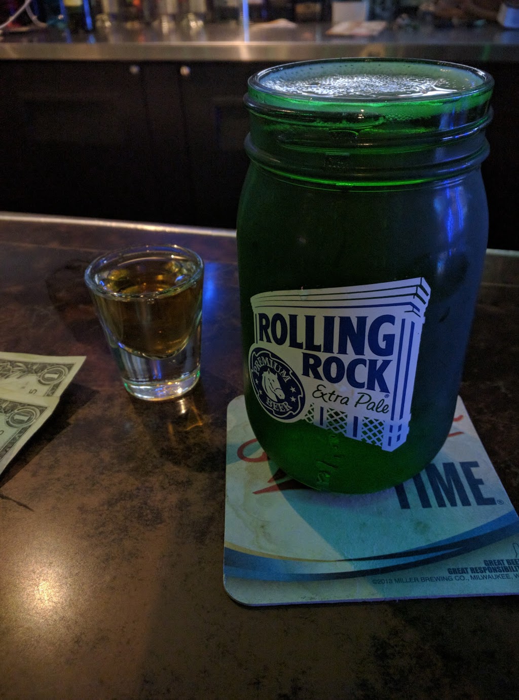 Four Coynes Bar & Grill | restaurant | 302 W Nippersink Rd, Round Lake, IL 60073, USA | 8477403742 OR +1 847-740-3742