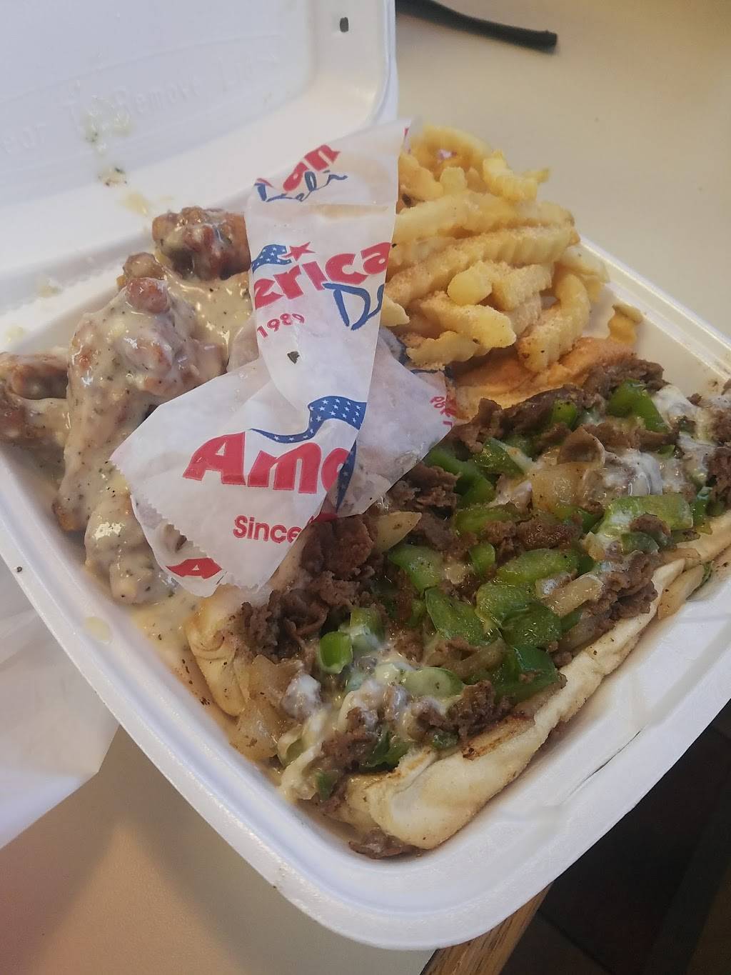 American Deli | restaurant | 3543 S Mendenhall Rd, Memphis, TN 38115, USA | 9016182836 OR +1 901-618-2836