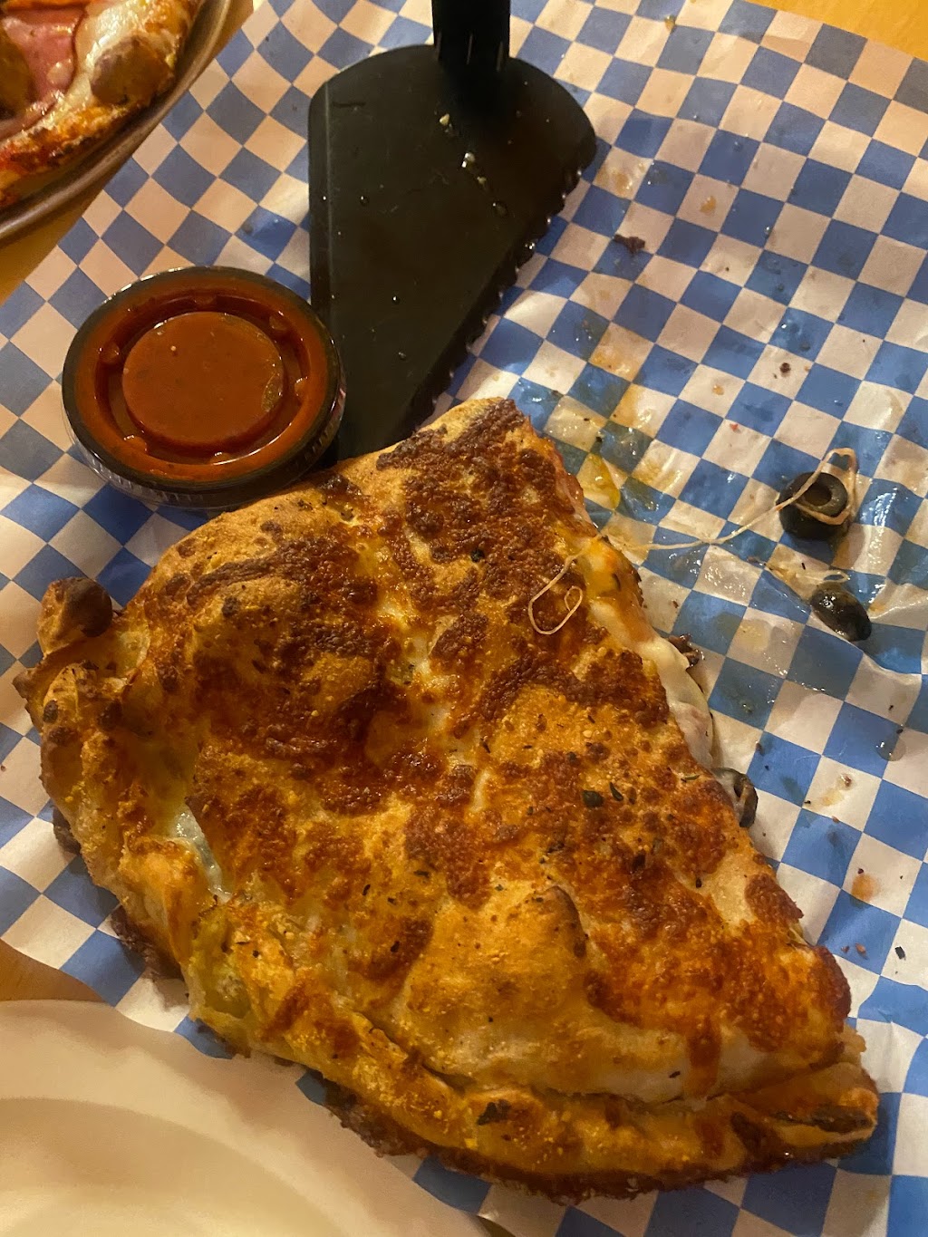 Rudloofs Pizza Und Brats | restaurant | 265 US-2, Leavenworth, WA 98826, USA | 5095481505 OR +1 509-548-1505