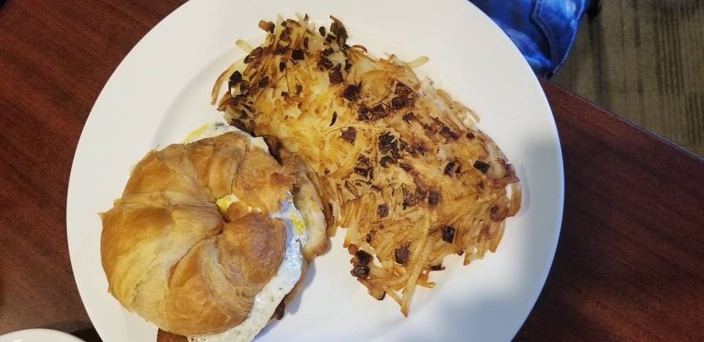 The Starting Gate Restaurant | restaurant | 10605 W Yulee Dr, Homosassa, FL 34448, USA | 3525032076 OR +1 352-503-2076