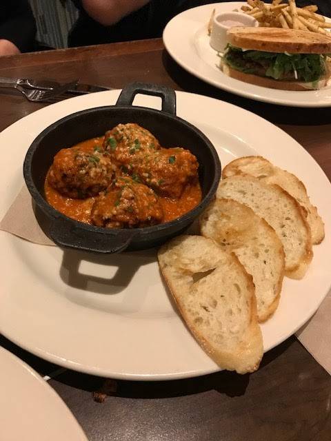 Bazille | restaurant | 346 W Hillcrest Dr, Thousand Oaks, CA 91360, USA | 8054184010 OR +1 805-418-4010