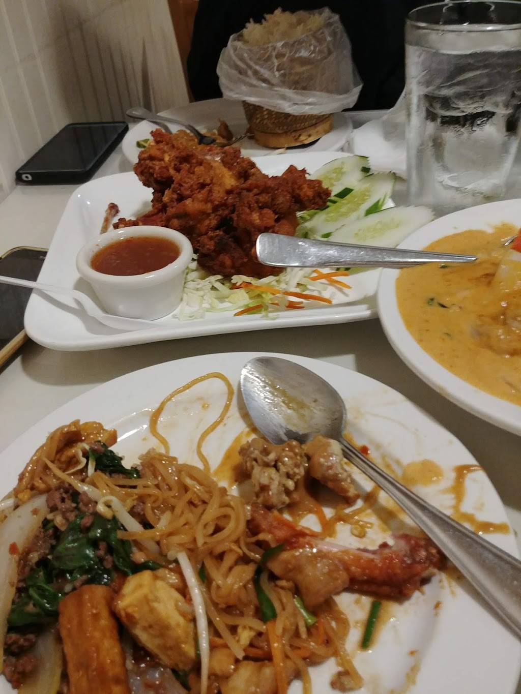 Thai Lao Restaurant | restaurant | 563 Farrington Hwy #103, Kapolei, HI 96707, USA | 8086742262 OR +1 808-674-2262