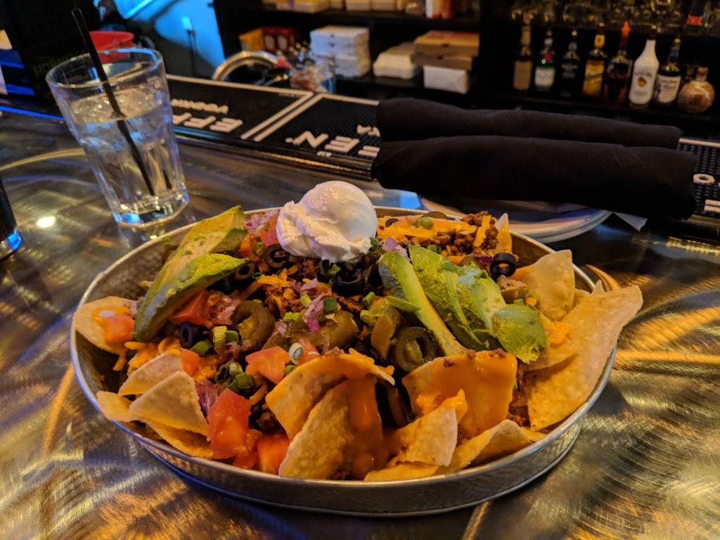 Unique Tap House | restaurant | 39809 Avenida Acacias, Murrieta, CA 92563, USA | 9514454769 OR +1 951-445-4769