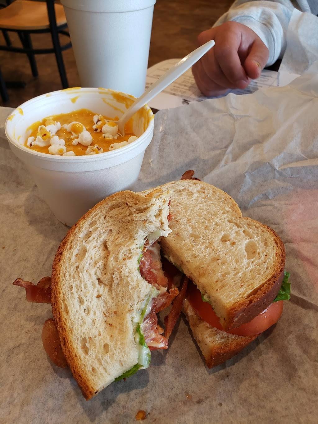 Dufners Deli | meal takeaway | 3900 Vinewood Ln N #4, Minneapolis, MN 55441, USA | 7635539375 OR +1 763-553-9375