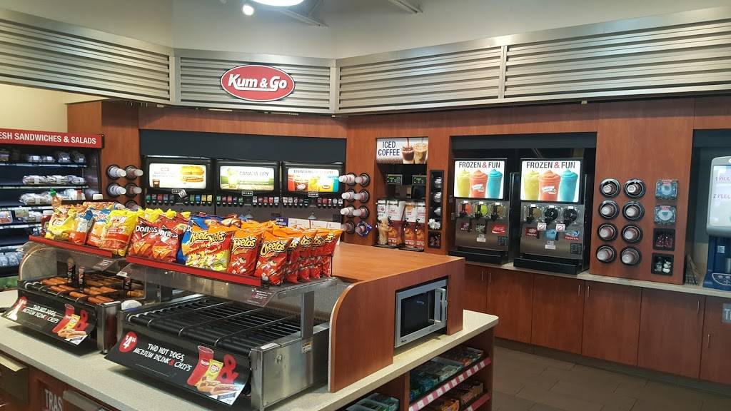 Kum & Go | meal takeaway | 3025 Hancock Expy, Colorado Springs, CO 80916, USA | 7194738296 OR +1 719-473-8296
