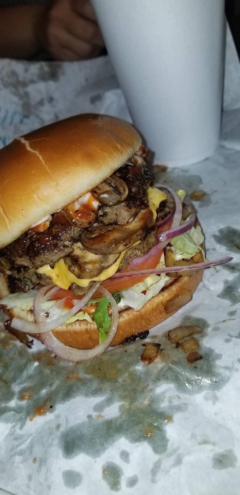 Burger Bunker | restaurant | 201 E Hinson Ave, Haines City, FL 33844, USA | 8634198669 OR +1 863-419-8669