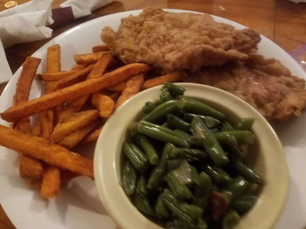 Julies Diner | restaurant | 157 Hathaway Ave, Bronson, FL 32621, USA | 3524869037 OR +1 352-486-9037