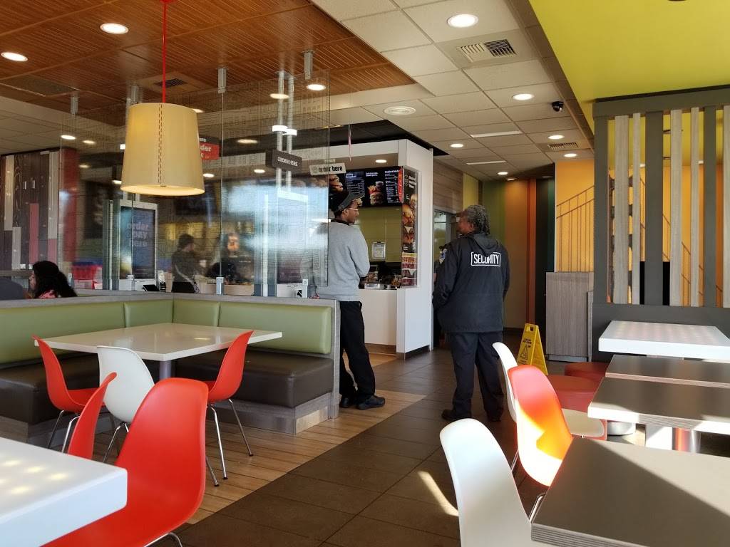 McDonalds | cafe | 14480 San Pablo Ave, San Pablo, CA 94806, USA | 5102157478 OR +1 510-215-7478