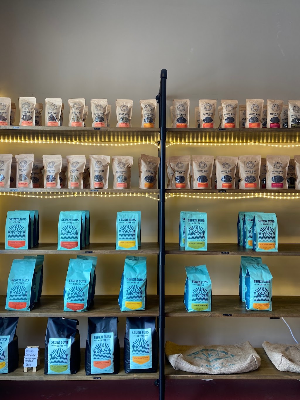 Seven Suns Coffee & Tea | meal takeaway | 92 Bay St, Wolfeboro, NH 03894, USA | 6035150065 OR +1 603-515-0065