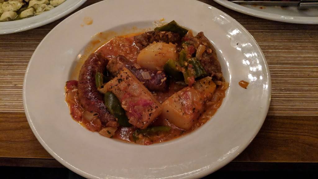 Amici Ristorante | restaurant | 7620 N Milwaukee Ave, Niles, IL 60714, USA | 8479670606 OR +1 847-967-0606