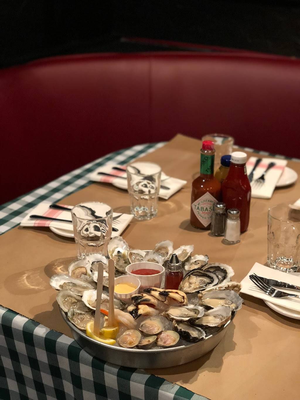 Patrick’s Restaurant | restaurant | 259 W 42nd St, New York, NY 10036, USA | 2127769100 OR +1 212-776-9100