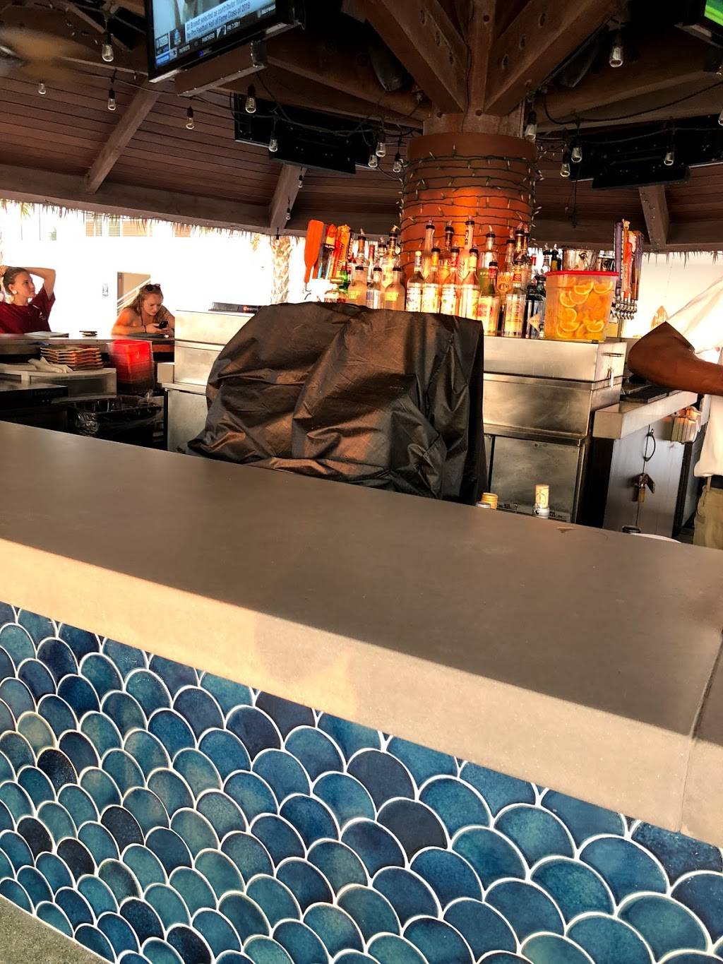 Sandbar | restaurant | 430 S Gulfview Blvd, Clearwater Beach, FL 33767, USA | 7274506238 OR +1 727-450-6238