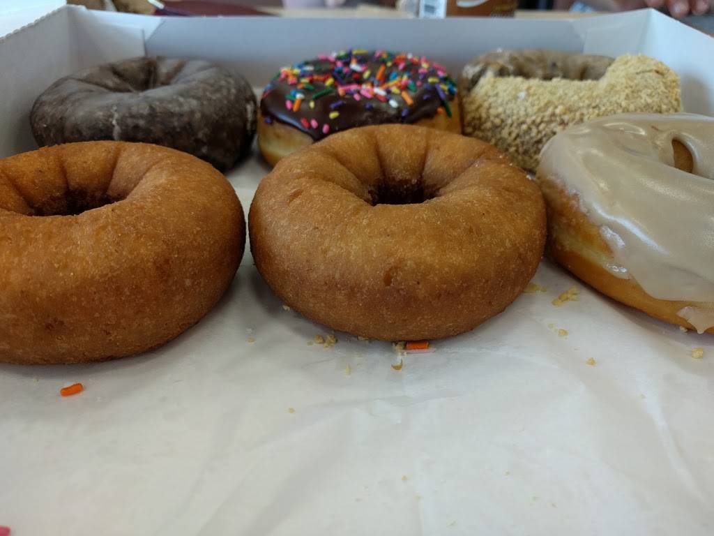 Dunkin | bakery | 321 S Andover Rd Ste 600, Andover, KS 67002, USA | 3167332889 OR +1 316-733-2889