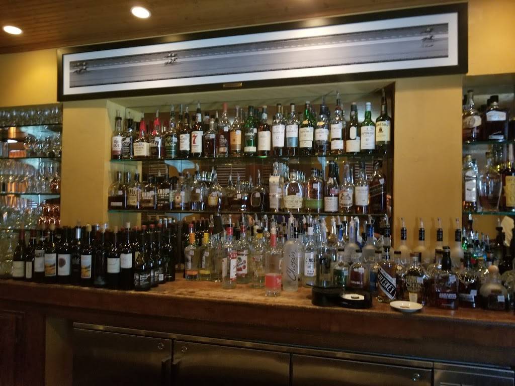 Myrons Prime Steakhouse | restaurant | 136 N Castell Ave, New Braunfels, TX 78130, USA | 8306241024 OR +1 830-624-1024