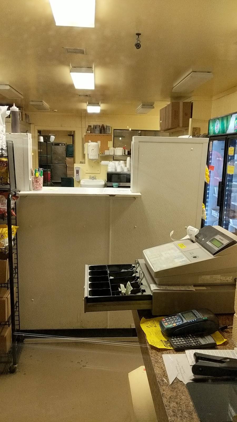 Whitts Barbecue | restaurant | 280 W Broad St #2469, Cookeville, TN 38501, USA | 9313721417 OR +1 931-372-1417