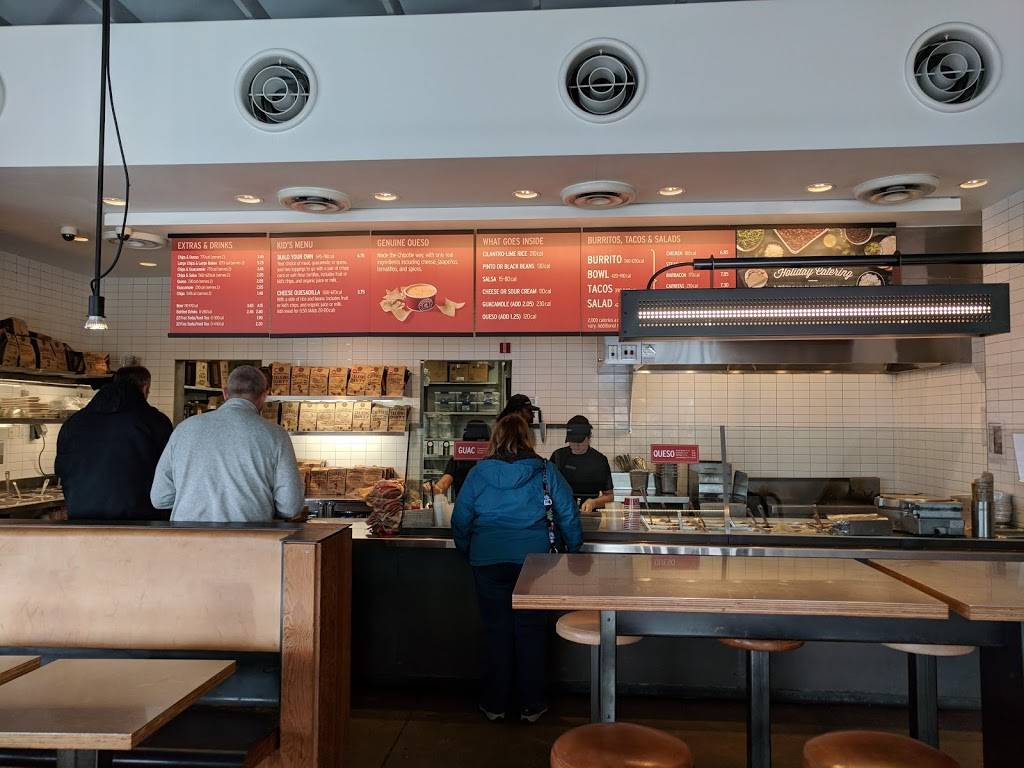 Chipotle Mexican Grill | restaurant | 1620 West Park Square, Xenia, OH 45385, USA | 9373722943 OR +1 937-372-2943