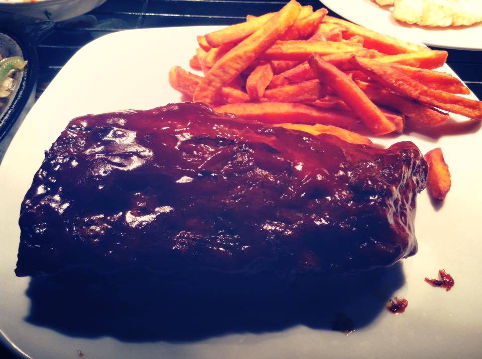 Emerson Lake Inn | restaurant | 7786 US-10, Walhalla, MI 49458, USA | 2317572385 OR +1 231-757-2385