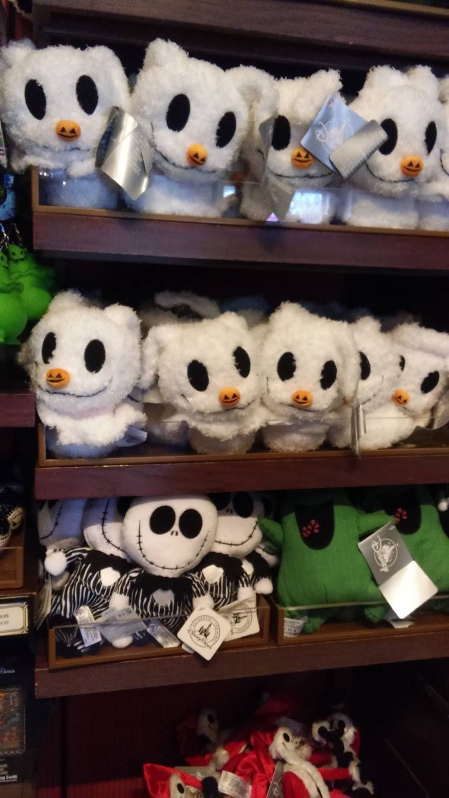 Royal Street Veranda | restaurant | 1313 S Harbor Blvd, Anaheim, CA 92802, USA | 7147813463 OR +1 714-781-3463