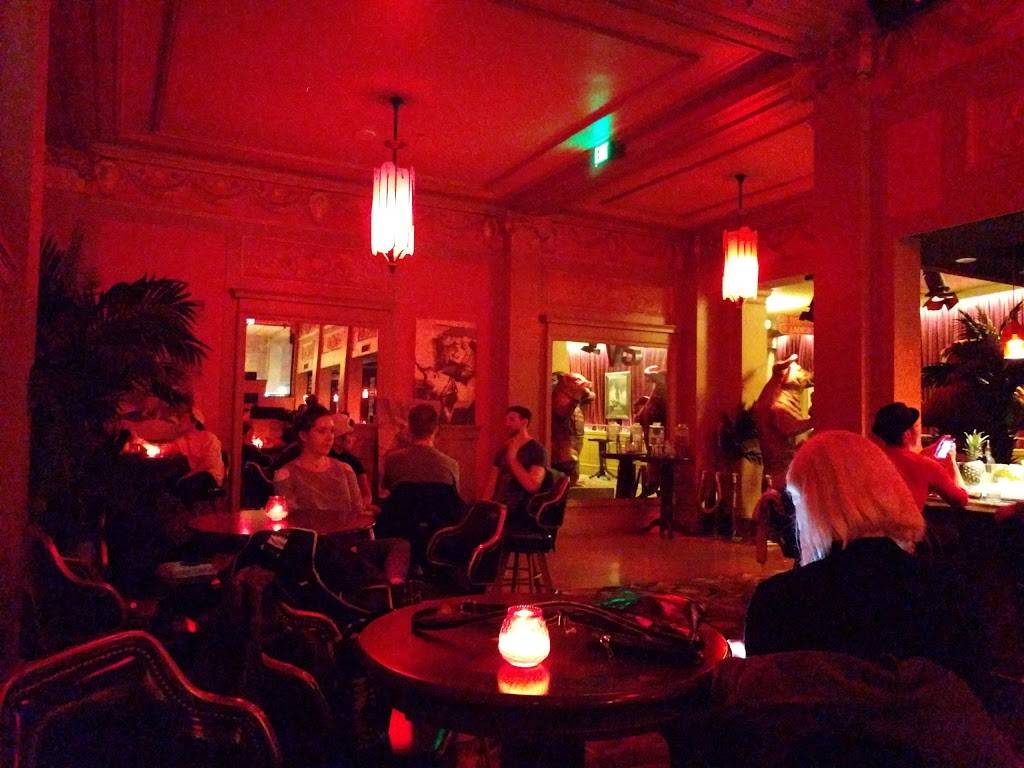 Bear Vs. Bull | restaurant | 2550 Mission St, San Francisco, CA 94110, USA | 4155495959 OR +1 415-549-5959