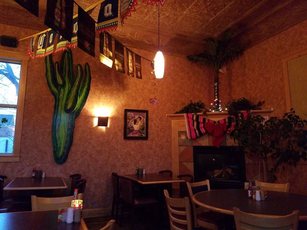 Caliente La Fiesta Mexicana | restaurant | 623 George St, De Pere, WI 54115, USA | 9203368737 OR +1 920-336-8737