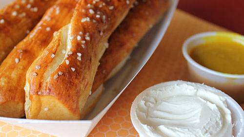 Bens Soft Pretzels | meal takeaway | 3800 Vollmer Rd, Flossmoor, IL 60422, USA | 7088168350 OR +1 708-816-8350