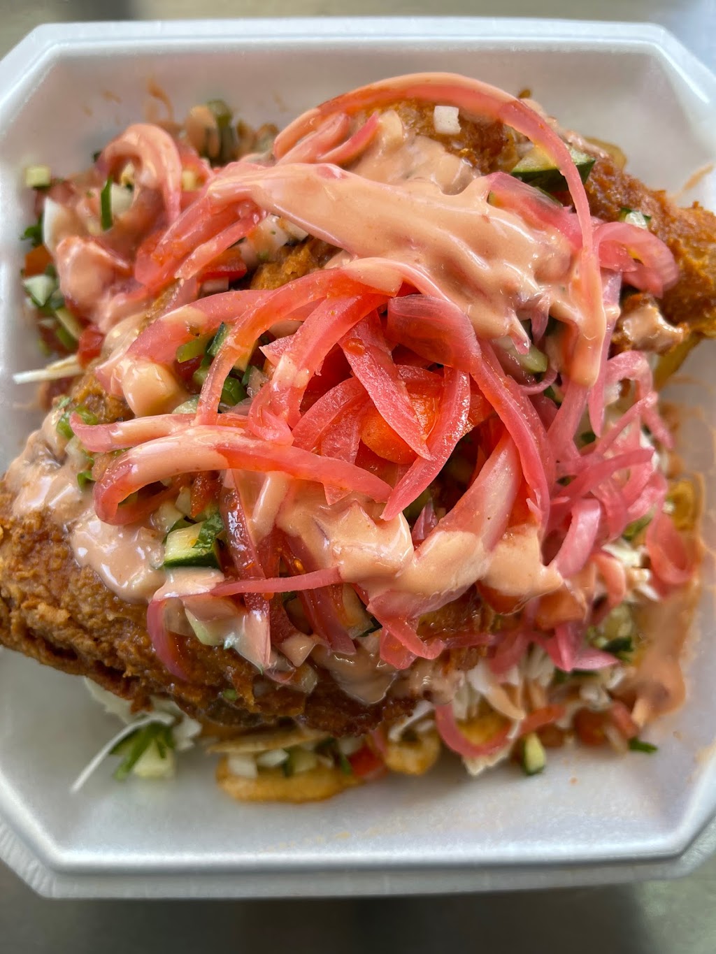 Antojitos la paisana | restaurant | 1700 W 69th St, Chicago, IL 60636, USA | 7739160120 OR +1 773-916-0120