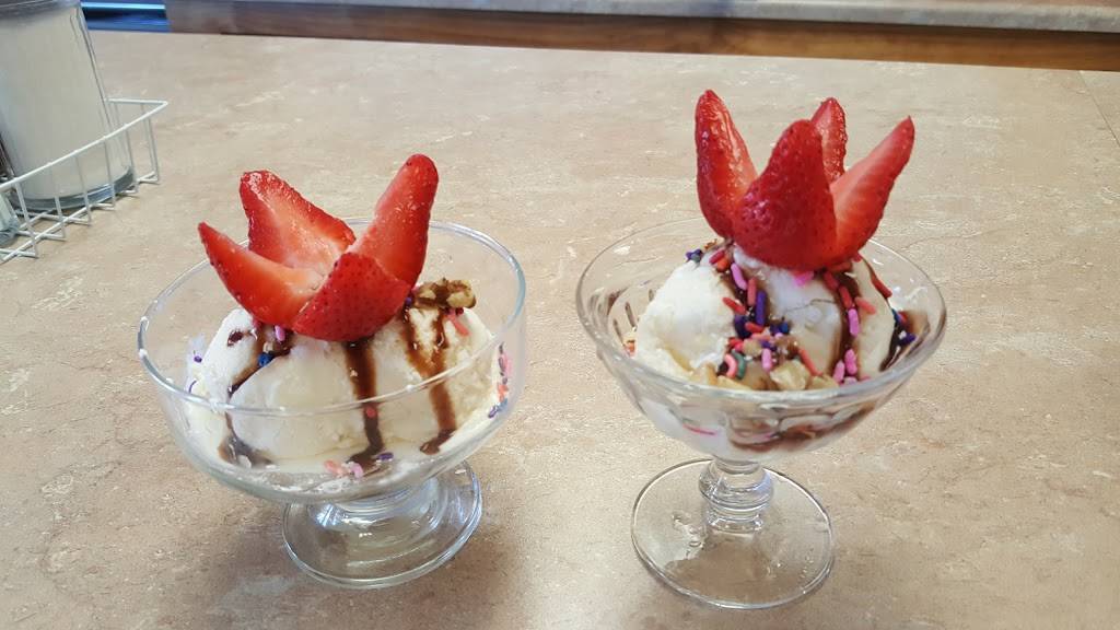 Our Family Diner | restaurant | 943 Main St, West Warwick, RI 02893, USA | 4013477163 OR +1 401-347-7163