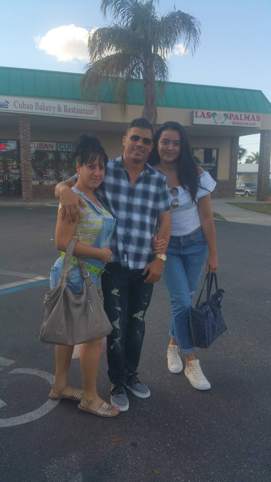 Restaurante Latinoamerica | restaurant | 11693 Collier Blvd, Naples, FL 34116, USA | 2393521114 OR +1 239-352-1114