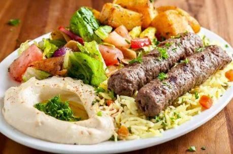 Shawarma Castle Lebanese Cuisine | restaurant | 2130 Wyandotte St W, Windsor, ON N9B 1J9, Canada | 5194192232 OR +1 519-419-2232