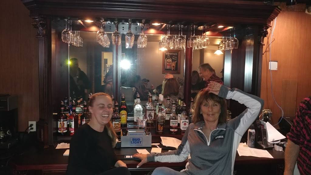 Wolfiess Time Out Tavern | restaurant | 110 E Main St, Van Buren, IN 46991, USA | 7659342627 OR +1 765-934-2627