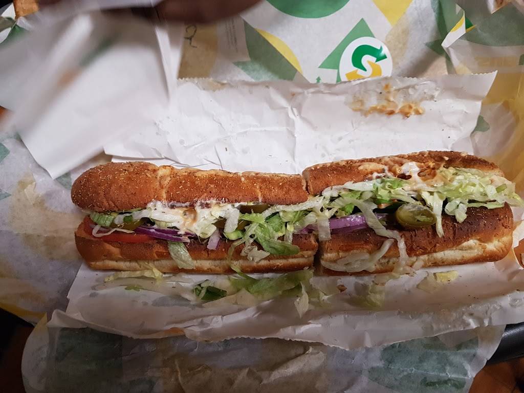 Subway | restaurant | 2302 W Deer Valley Rd, Phoenix, AZ 85027, USA | 6232157805 OR +1 623-215-7805