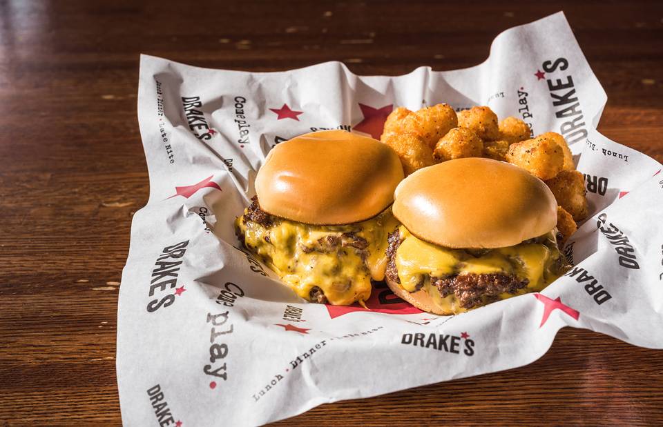 Drakes Chattanooga | restaurant | 7338 Mc Cutcheon Rd, Chattanooga, TN 37421, USA | 4237025722 OR +1 423-702-5722