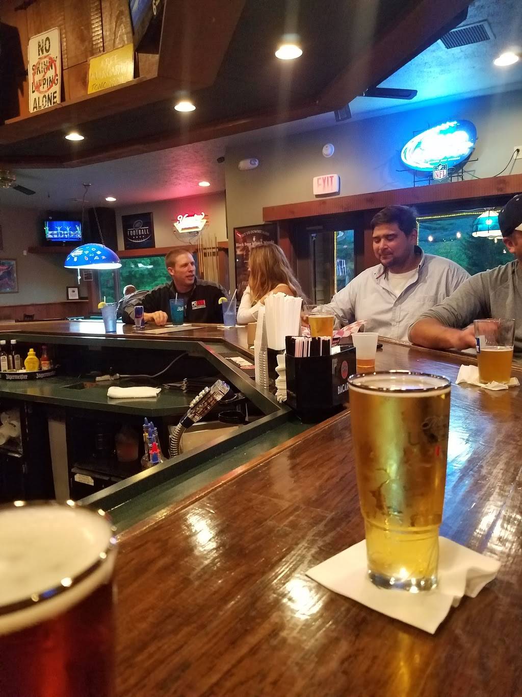 Black Bear Tavern and Restaurant | night club | 102 Fort Dr #1278, McHenry, MD 21541, USA | 3013876800 OR +1 301-387-6800