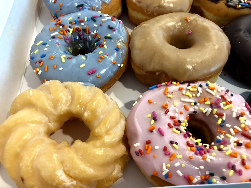 Dunkin | bakery | 11429 South, District Main Dr Suite 100, South Jordan, UT 84095, USA | 8014954886 OR +1 801-495-4886