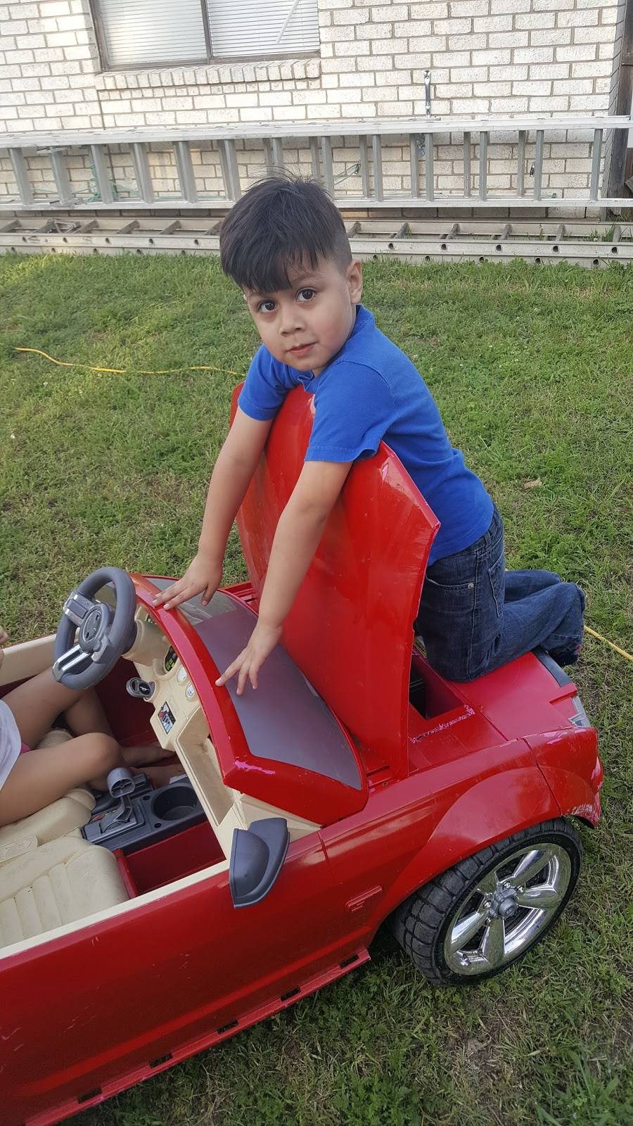 Parkhill Park Concession Stand | restaurant | 5100 S Robinson Rd, Grand Prairie, TX 75052, USA | 9722377529 OR +1 972-237-7529