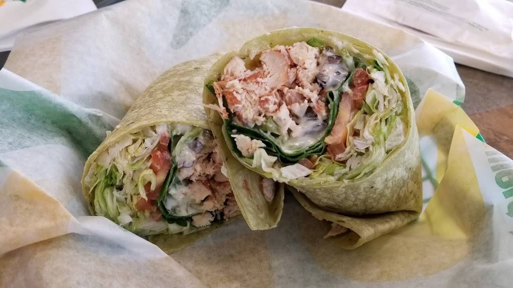 Subway | meal takeaway | 120 Evergreen Dr, Sartell, MN 56377, USA | 3202537500 OR +1 320-253-7500