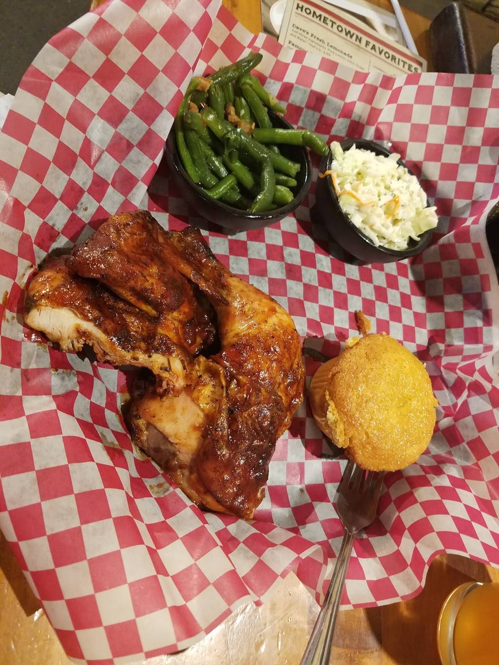 Famous Daves Bar-B-Que | restaurant | 3250 W Frye Rd, Chandler, AZ 85226, USA | 4807821212 OR +1 480-782-1212