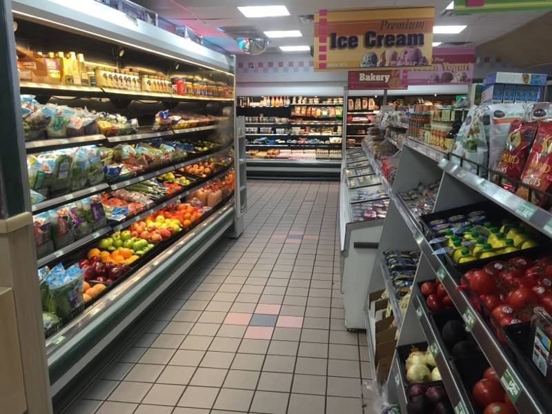 Braums Ice Cream & Burger Restaurant | restaurant | 3126 S 129th E Ave, Tulsa, OK 74134, USA | 9186657289 OR +1 918-665-7289