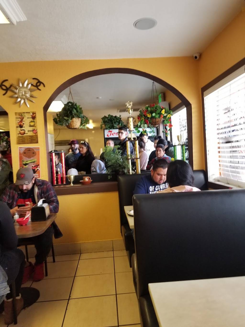 Joses Mexican Restaurant | restaurant | 904 E Hatch Rd, Modesto, CA 95351, USA | 2093129002 OR +1 209-312-9002